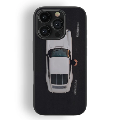 🚗 White Classic Overdrive